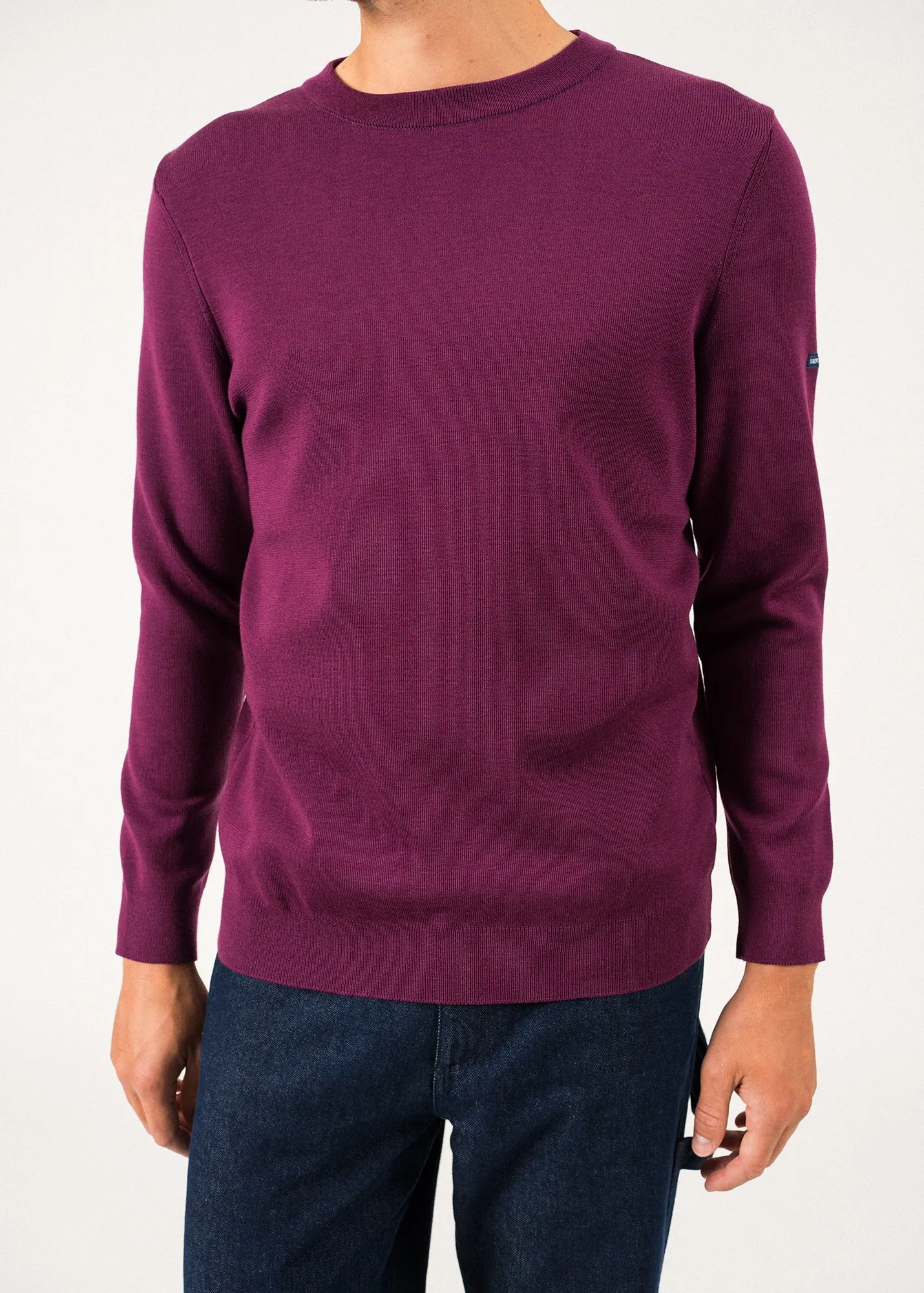 Cruiser round neck jumper - in soft wool (PRUNE)