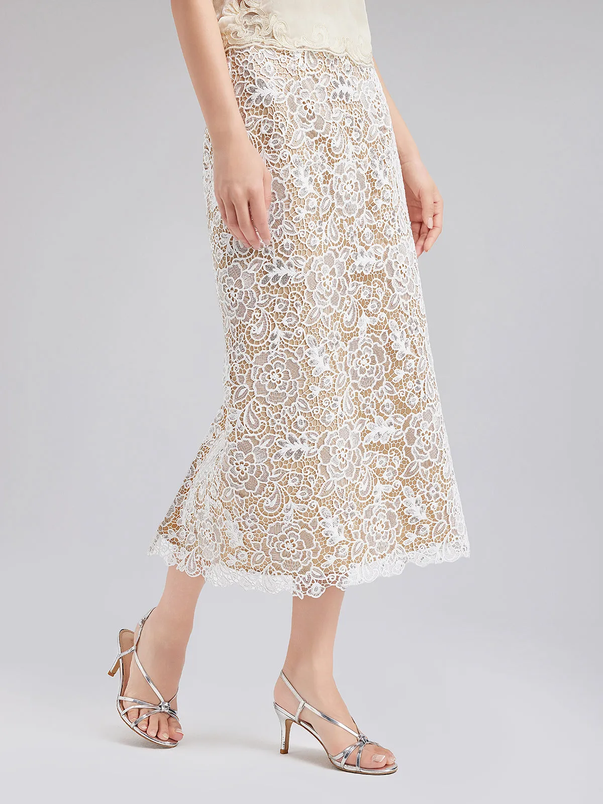 Elegant Lace-Textured Slimming Midi Skirt